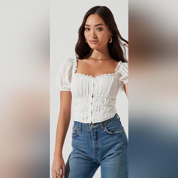 Astr Tops - Astr The Label Empress Ruched Hook & Eye Puff Sleeve Top - White